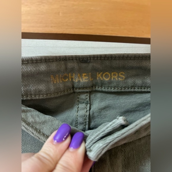 ⚫️ BOGO Michael Kors green denim pants golden accents size 10 women’s - Picture 3 of 9